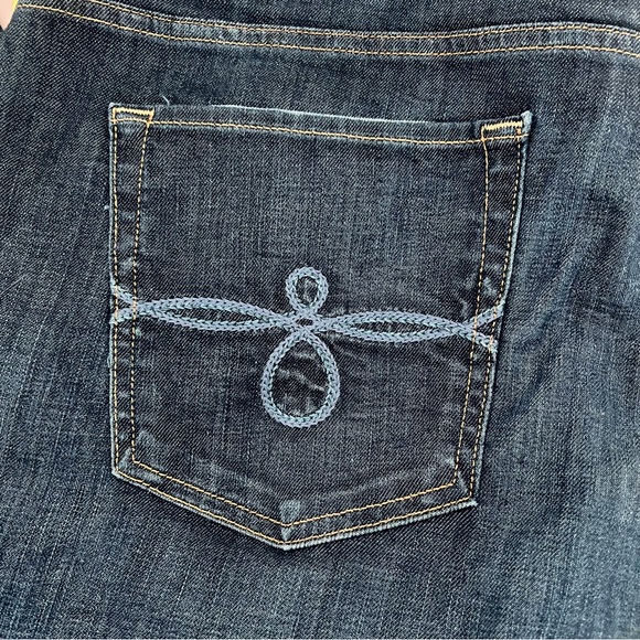 Lucky Brand Straight Leg Jeans 🐈‍⬛😎 - Picture 3 of 6